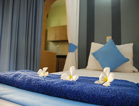 one bedroom self catering studio apartments